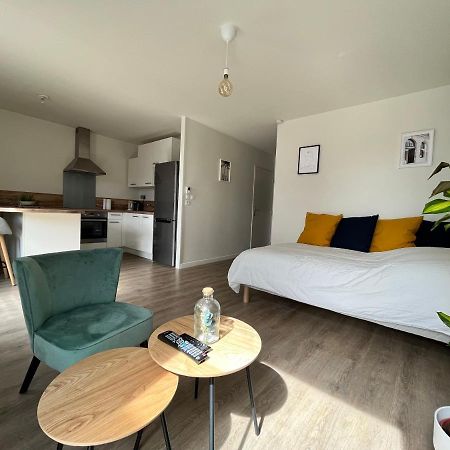 Studio Cosy Et Son Emplacement Ideal Монтеврен Экстерьер фото