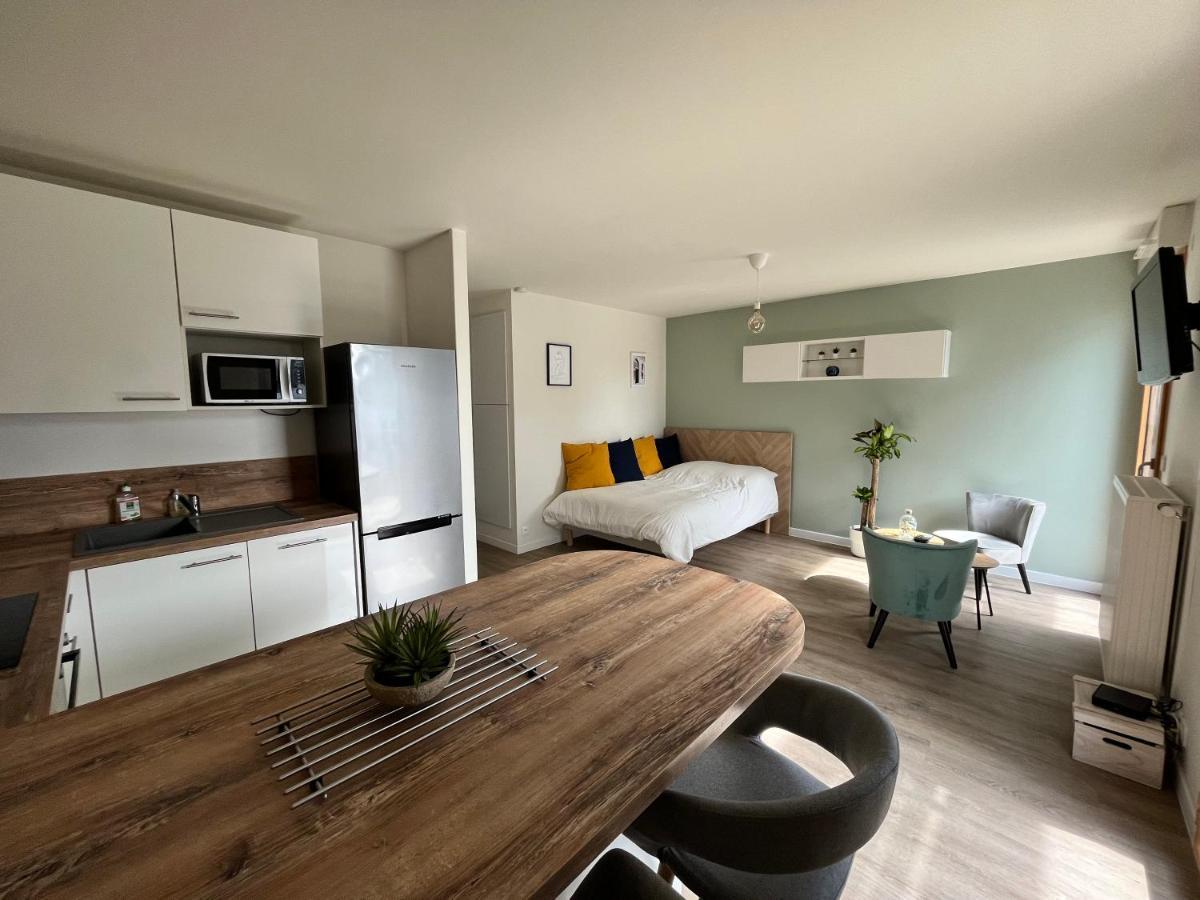 Studio Cosy Et Son Emplacement Ideal Монтеврен Экстерьер фото